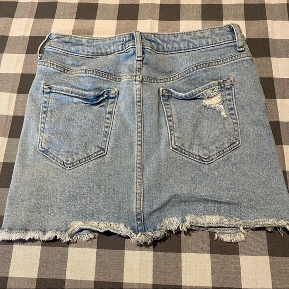 Forever 21 Distressed Jean Mini Skirt Size 25 - Picture 5 of 5